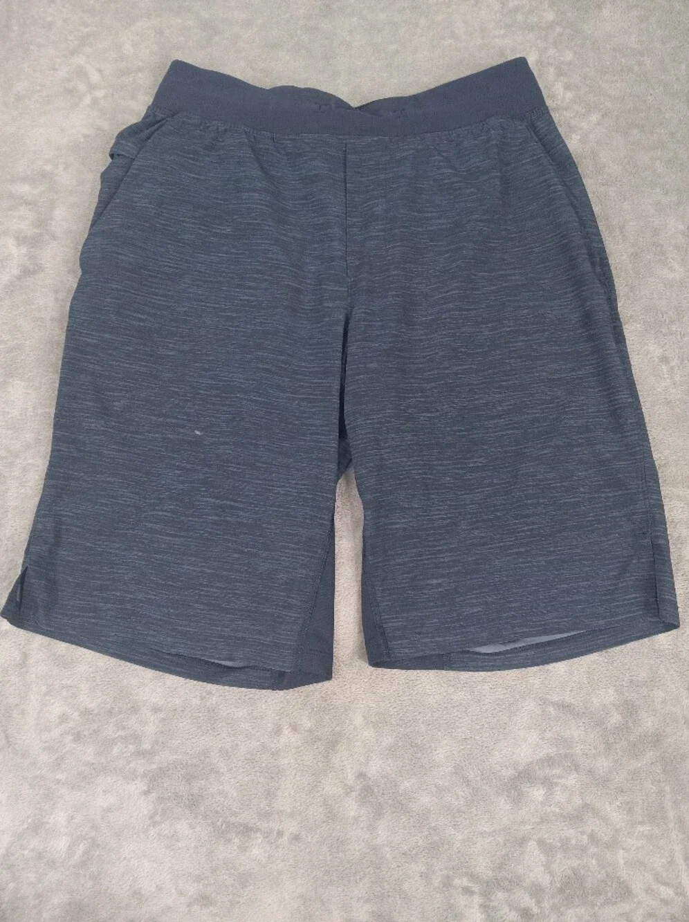 lululemon athletica Men's Performance Shorts in Dark Navy Heather Size Medium - Picture 5 of 14